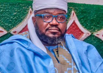 Eid – El – Kabir : Alhaji Umar B Ibrahim, Shamakin Lemu,felicitates with the Farmer Gov. On Sallah celebration