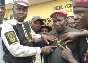 Niger state Vigilante corps decorates Senior officer of the command.