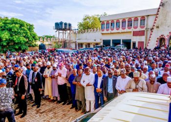 Governor Umar Bago attends funeral of late Hajiya Zainab Yakubu Garba wife of the Dep. Gov. 