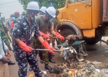 161 Anniversary: Nigerian army conduct sanitation exercise in Bida town of Niger state