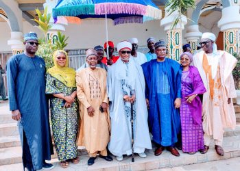 Committee visit Etsu Nupe for counsel on how to tackle menace of Almajiri and out-of-school children