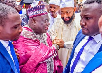 Farmer Gov. Bago felicitates the former Gov Dr. Mu’azu Aliyu on his 69th Birthday.