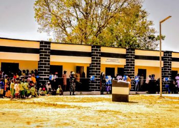 Nigerian Navy commissions primary school in Adunu village in Niger state