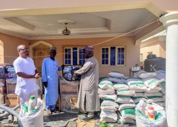 Sasakawa Africa Association and AGRA distributes farm inputs to 7,400 farmers in Niger state