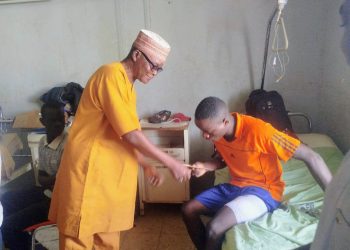 Gbagyi Media Professionals Forum Visits Bomb Explosion Victims at IBB Specialist Hospital, Donates Cash