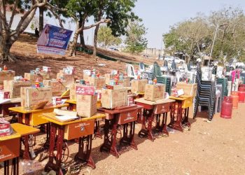 Empowerment: Sen. Bello Distributes Starter Packs to 177 Youths and Women in Niger
