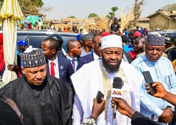 Governor Umaru Bago Assesses Impact of Dynamite Explosion in Sabon Pegi, Announces Significant Donations to Victims