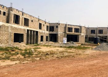 Thinklab group Commended as Niger State Government reviews progress on Shiroro Hotel Conversion to IBB Teaching Hospital.