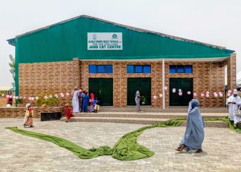 Lafarma Education foundation Inaugurates JAMB CBT Center, Awards Scholarship, Burseries to Youths in Niger.