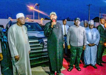 Governor Umaru Bago Presents Niger State Revenue Service with Vehicles to Enhance Performance.