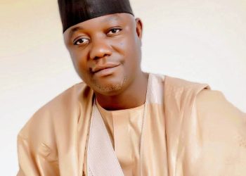 Min. of Water Resources celebrates Deputy Governor, Comrade Yakubu Garba on his 51st birthday.