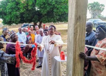 Muslim Group donates borehole to Niger CAN Secretariat 