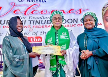First Lady of Nigeria, Sen. Oluremi Tinubu, Launches Women Economic Empowerment Programme in Niger State. 