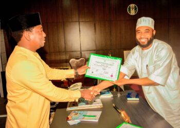 Speaker of Niger State House of Assembly Welcomes Hon. Dogari Daje, Newly Elected Member from Munya Constituency. 
