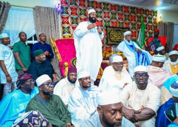 Governor Umaru Bago Attends Special Prayer Session for Etsu Nupe. 