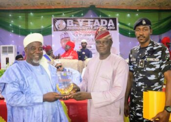 CP Niger State Receives Distinguished Service Award for Contributions to Crime Prevention and Peacekeeping. 