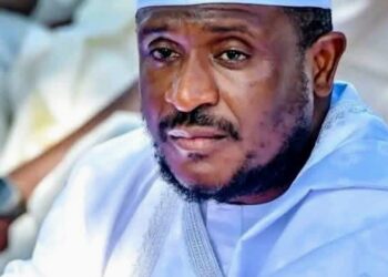 Hon. Abdullahi Usman Gbatamangi Donates ₦5 Million for Electrification Project at ABSS Minna.