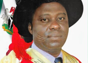 Governor Umaru Bago Congratulates Renowned Physician and Endocrinologist, Dr. Mohammed Abdullahi, on His Birthday.