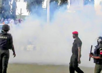FCT Council Elections: Teargas Disrupts Vote Counting at Kuchaku Polling Unit in Kuje