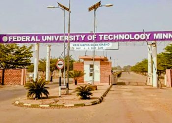 FUT Minna Lecturers and Students Protest Government’s Attempt to Take Over Bosso Campus