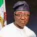 Former Governor ,Jonah David Jang at 80th birthday dances with grandchildren