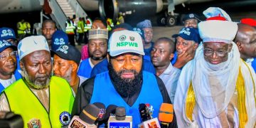 Farmer Governor Bago Bids Farewell to Niger State’s First Batch Traveling to Saudi Arabia for the 2026 Hajj
