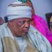 Veteran comrade Labaran Garba offers condolences to the Emir of Kagara over the death of Tafidan Kagara.